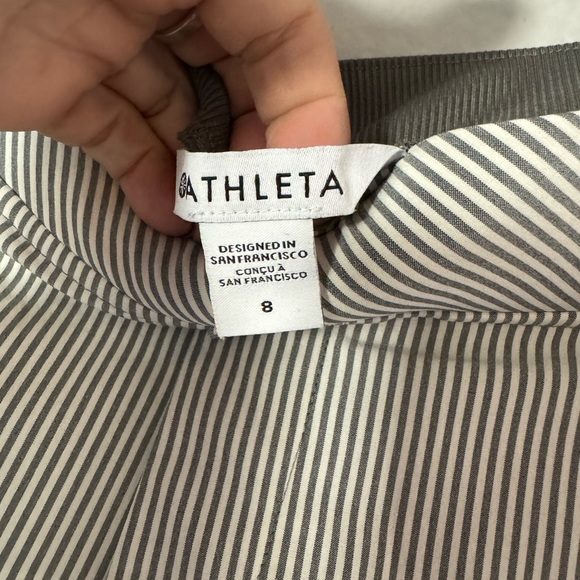 Athleta Casual Slacks. Stretch Fabric. Elastic Back Waist. Zip Back Pockets S-8. - Picture 3 of 10